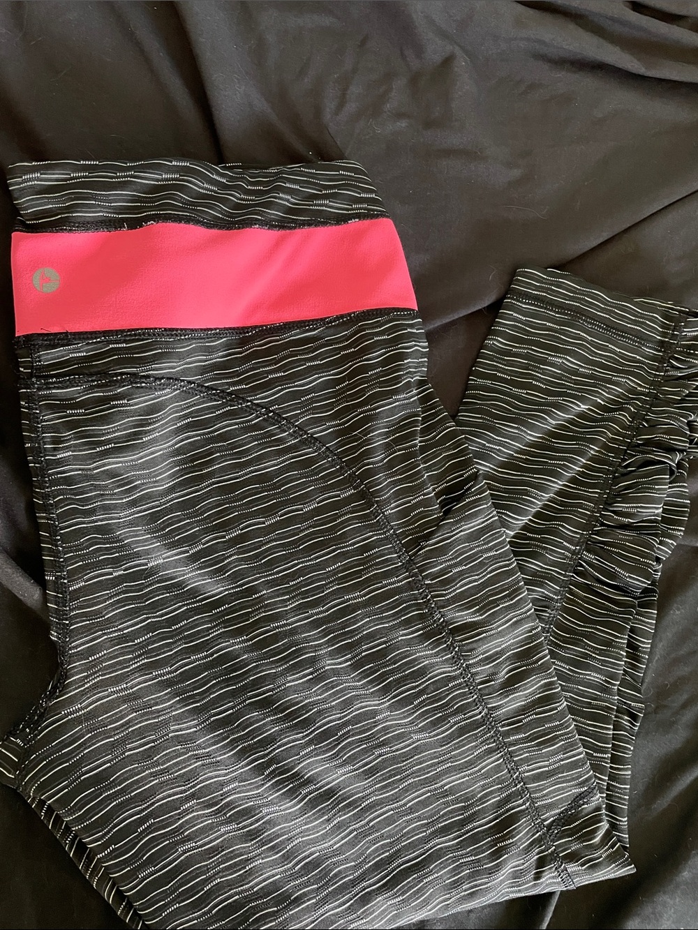 90 Degrees-Women’s Black Capri Leggings with Hot Pink Waistband